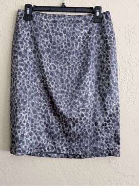 Ann Taylor Gray Leopard Print A-Line Skirt